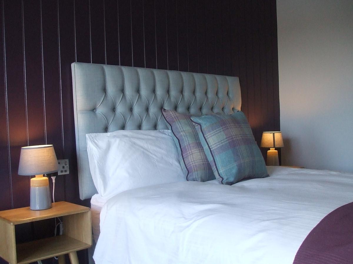 The Swan On The River Hotel อีลี ภายนอก รูปภาพ