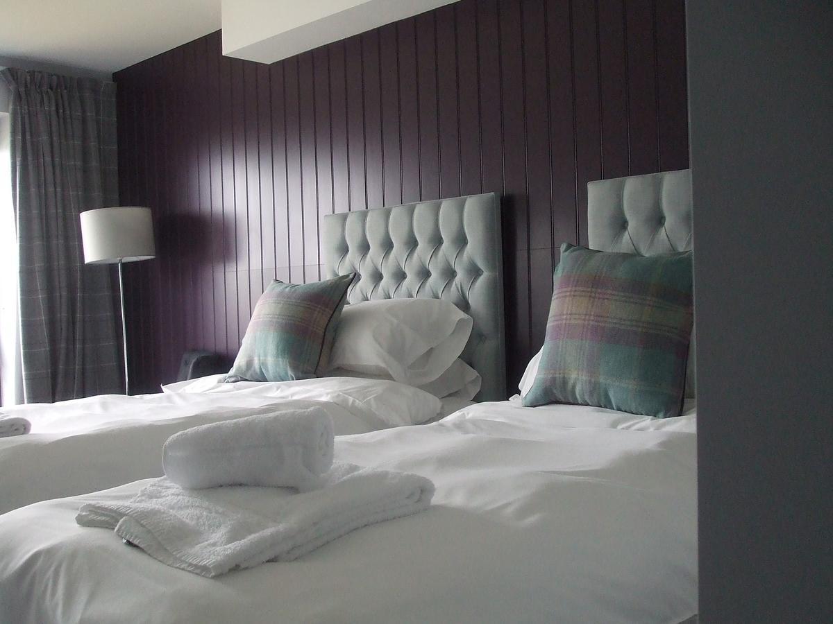 The Swan On The River Hotel อีลี ภายนอก รูปภาพ